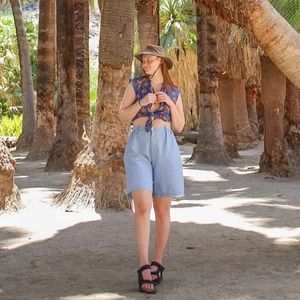 Vintage High-waisted shorts